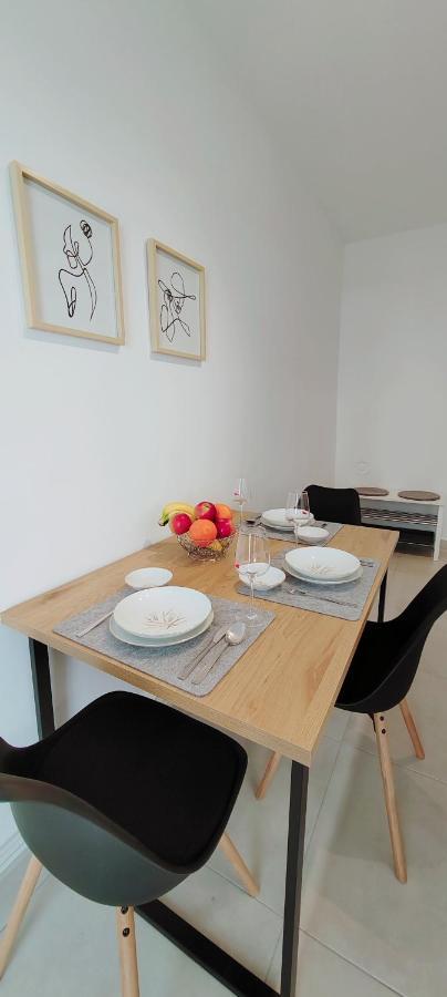 S15 Studio Apartment Free Parking Zagabria Esterno foto