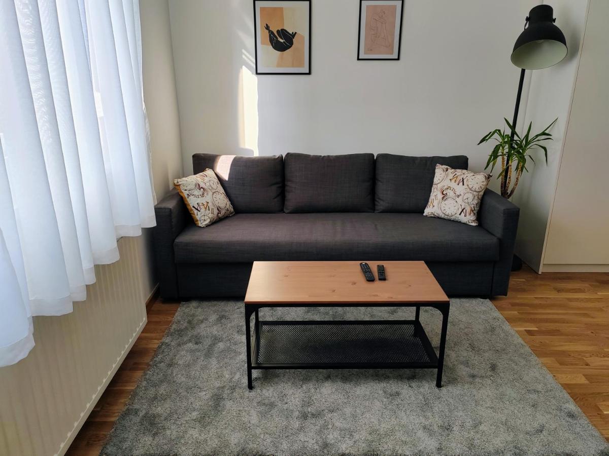 S15 Studio Apartment Free Parking Zagabria Esterno foto
