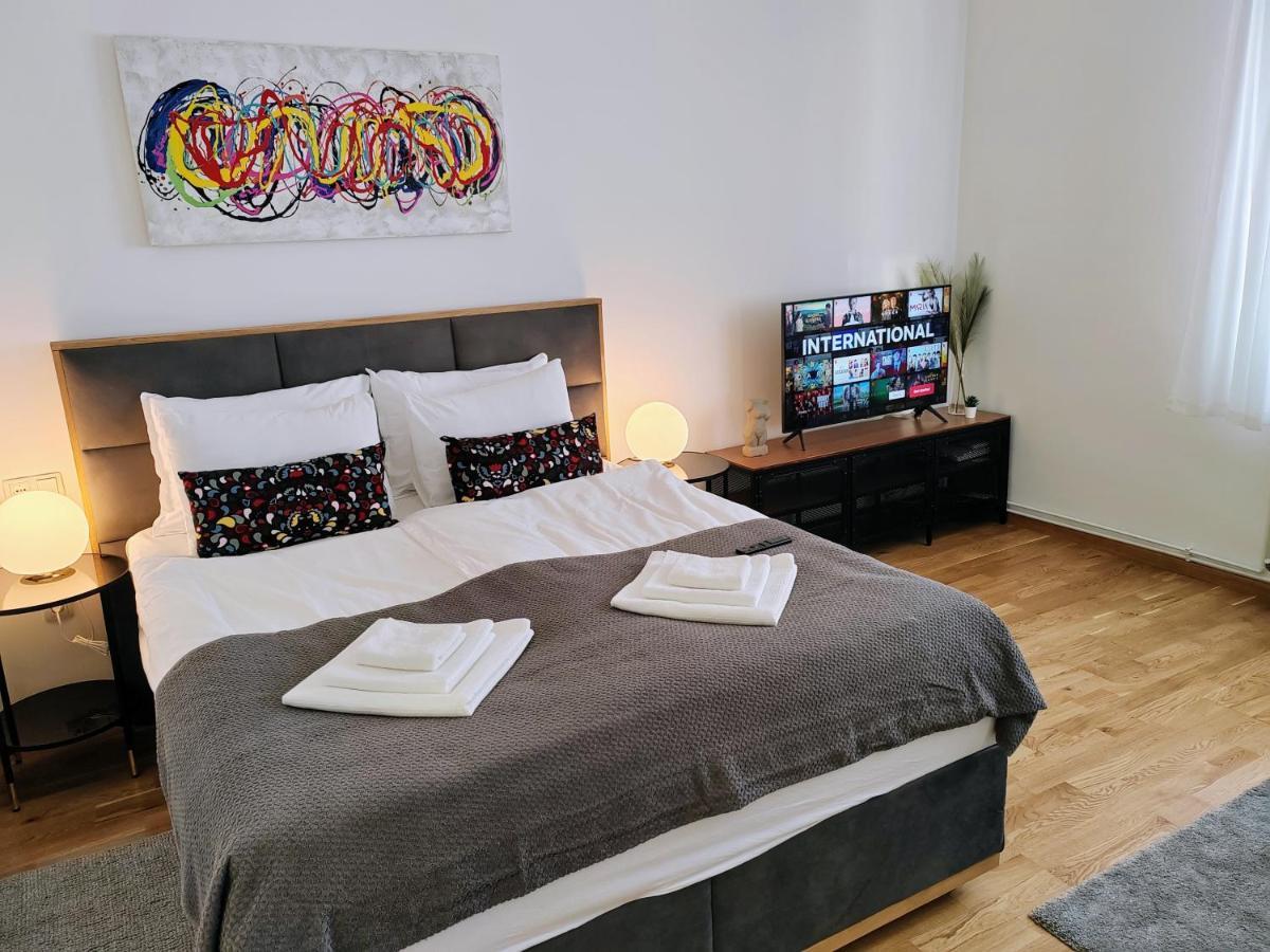 S15 Studio Apartment Free Parking Zagabria Esterno foto