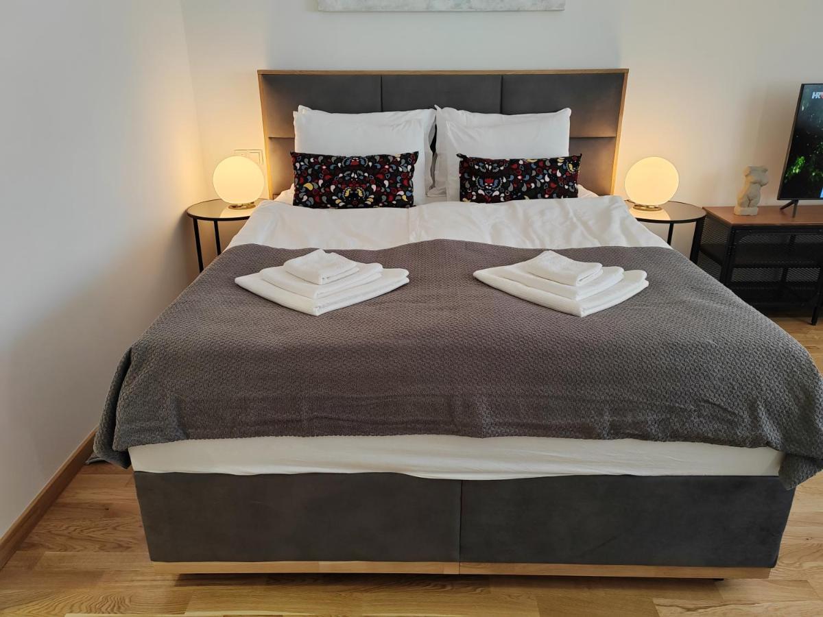 S15 Studio Apartment Free Parking Zagabria Esterno foto