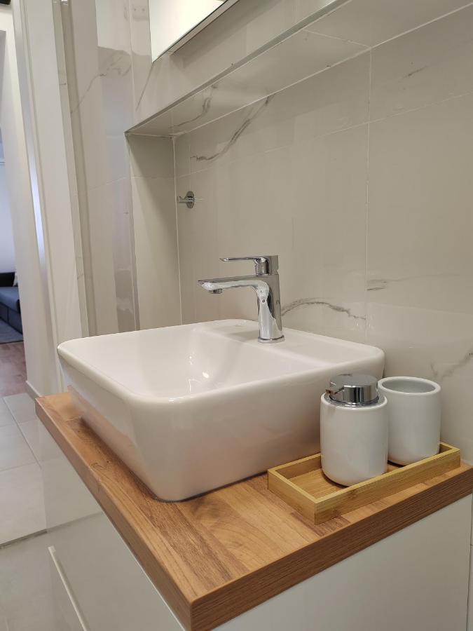 S15 Studio Apartment Free Parking Zagabria Esterno foto